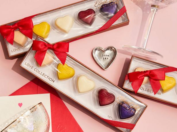16 Chocolate Boxes That Will Make Your Valentine Swoon
